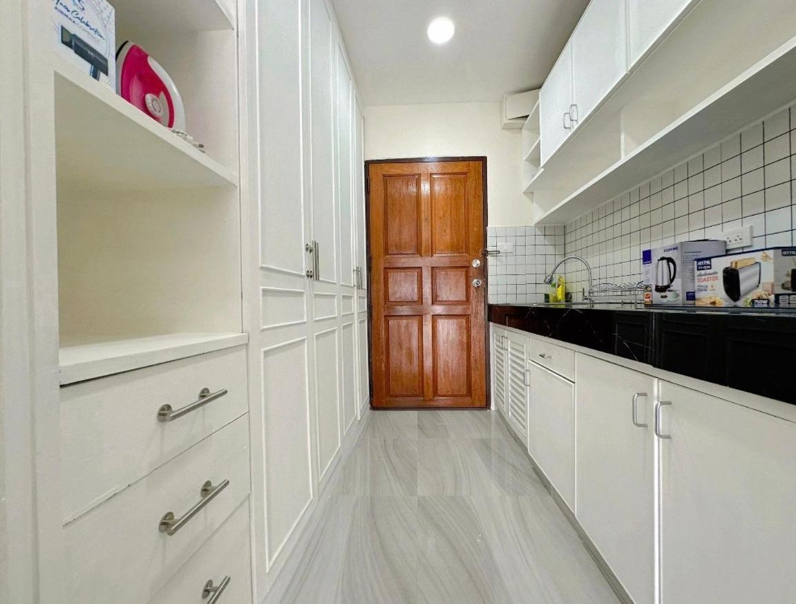 Studio Apartment Diana Estate Condominium Паттая Екстер'єр фото